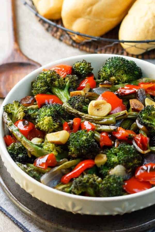 Simple, Healthy Roasted Vegetables Recipe {Paleo, Gluten-Free, Clean-Eating, Dairy-Free, Whole30, Vegan}