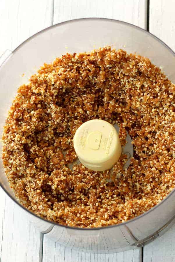 easy peanut butter balls after going in the food processor