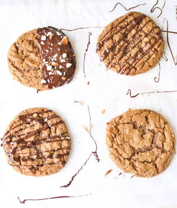 Flourless almond butter cookies