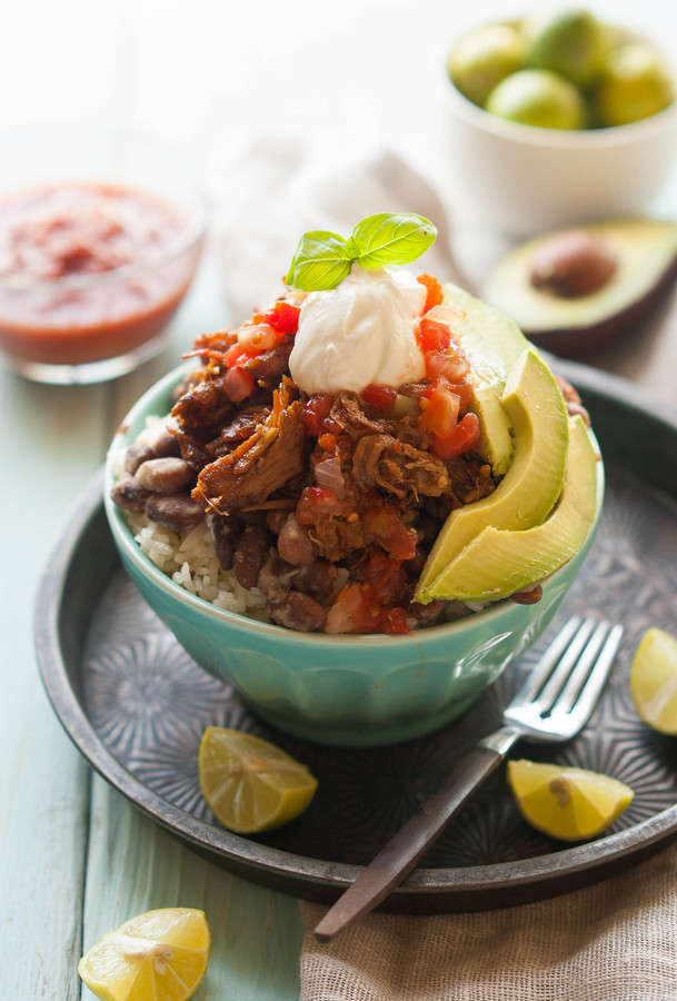 Slow Cooker Burrito Bowl Recipe