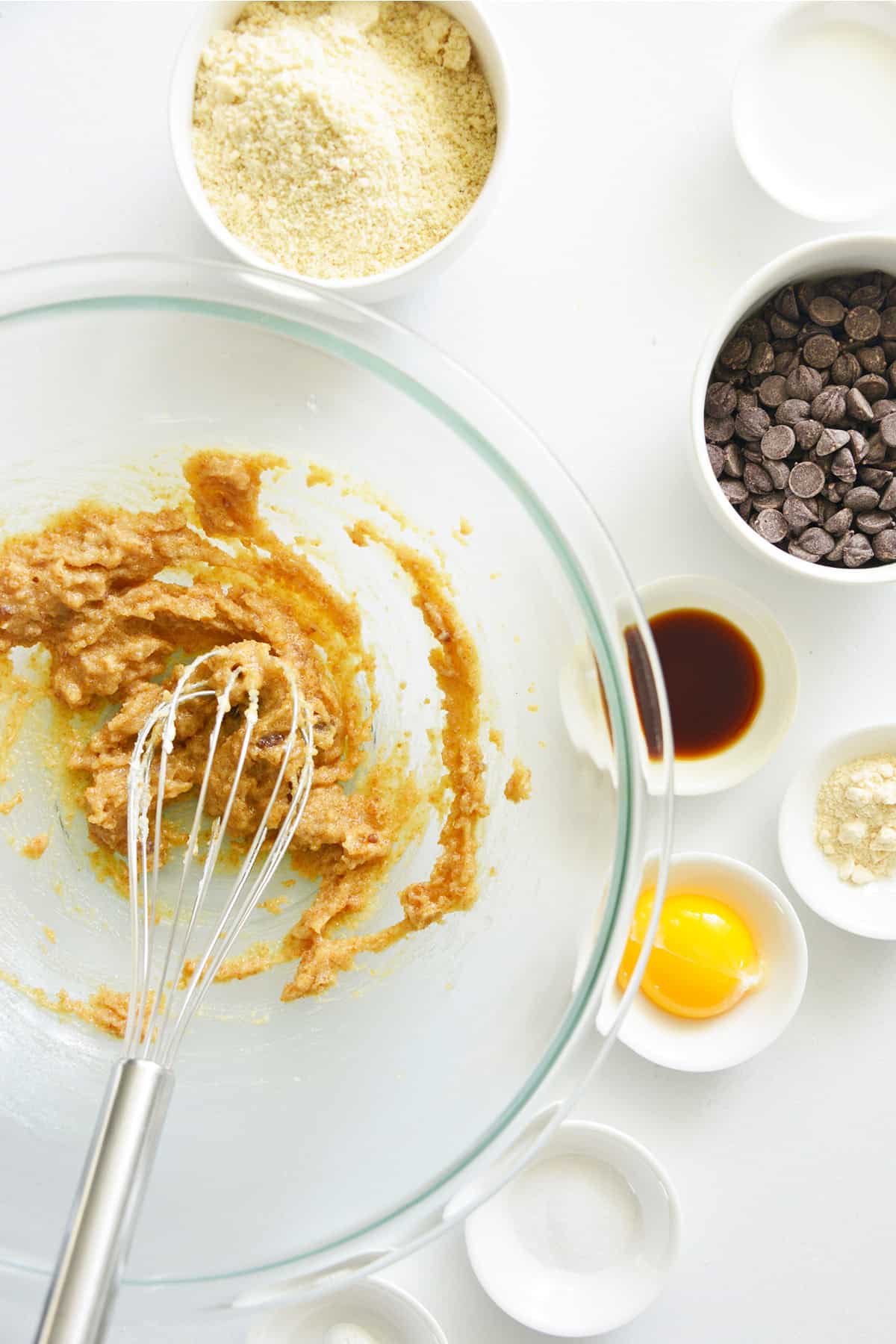 Whisk together the butter, keto brown sugar, and granulated monkfruit blend